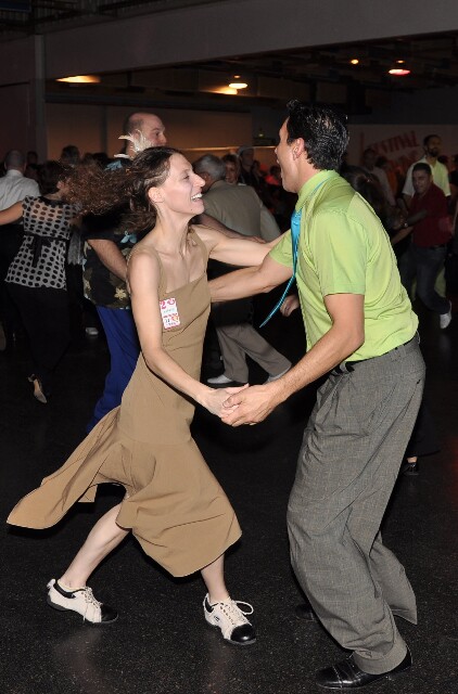 min 2008 11 08 fous swing 094